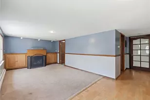276 Leigh Rd, Cumberland, RI 02864 - Photo 8