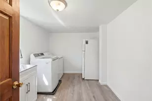 276 Leigh Rd, Cumberland, RI 02864 - Photo 12