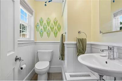 16 Brown Avenue, Barrington, RI 02806 - Photo 22