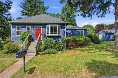 16 Brown Avenue, Barrington, RI 02806 - Photo 2