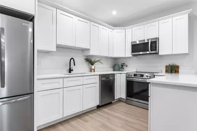 50 Murray Street #11, Providence, RI 02909 - Photo 4