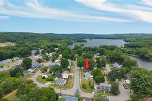 3 Eisenhower Dr, Smithfield, RI 02917 - Photo 4