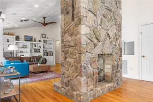 94 Greening Ln, Cranston, RI 02920 - Photo 6