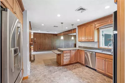 8 Wabasso Terrace, Middletown, RI 02842 - Photo 22