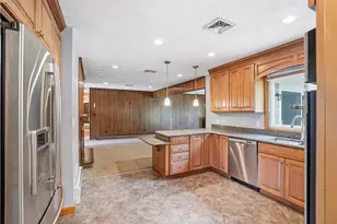 8 Wabasso Terrace, Middletown, RI 02842 - Photo 22