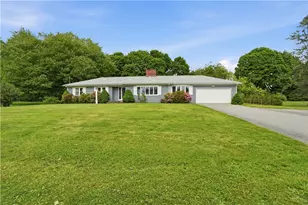 8 Wabasso Terrace, Middletown, RI 02842 - Photo 4