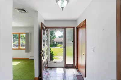 8 Wabasso Terrace, Middletown, RI 02842 - Photo 8