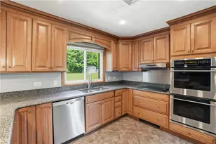 8 Wabasso Terrace, Middletown, RI 02842 - Photo 20