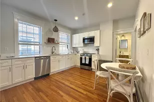 19 Walnut St, Newport, RI 02840 - Photo 1