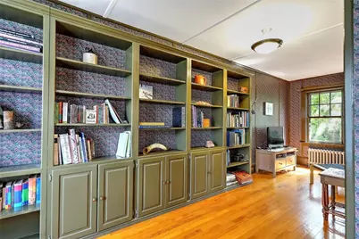 21 Blaisdell Avenue, Pawtucket, RI 02860 - Photo 8