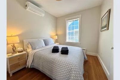 19 Walnut Street #2, Newport, RI 02840 - Photo 8