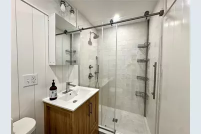 19 Walnut Street #2, Newport, RI 02840 - Photo 10