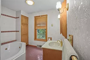 18 Biscuit Hill Rd, Foster, RI 02825 - Photo 20