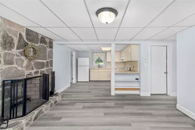 82 Hope Road, Cranston, RI 02921 - Photo 16