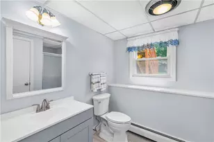 82 Hope Rd, Cranston, RI 02921 - Photo 14