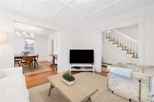 19 County St, Newport, RI 02840 - Photo 6