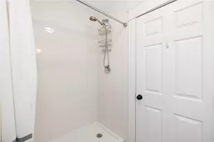 19 County St, Newport, RI 02840 - Photo 16