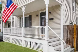 19 County St, Newport, RI 02840 - Photo 2