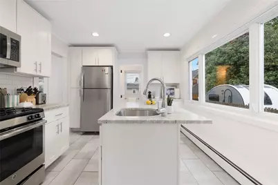 19 County Street, Newport, RI 02840 - Photo 14
