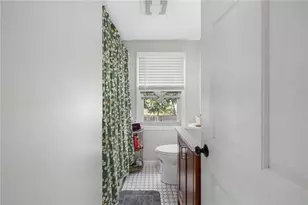 15 Saratoga Rd, North Kingstown, RI 02852 - Photo 16