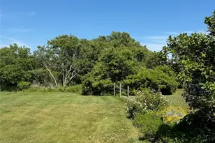 1786 Corn Neck Rd, Block Island, RI 02807 - Photo 18
