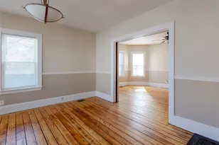 18 Meader St, Providence, RI 02909 - Photo 10