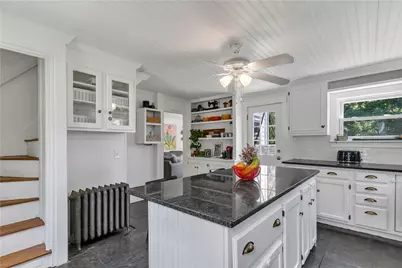 279 Jepson Lane, Portsmouth, RI 02871 - Photo 4