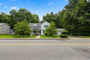 61 Knotty Oak Rd, Coventry, RI 02816 - Photo 1