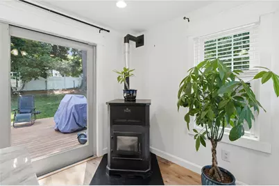 80 Barrett Avenue, North Providence, RI 02904 - Photo 6