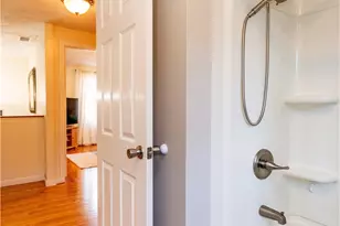 3 Glendale Ave, Warwick, RI 02889 - Photo 12