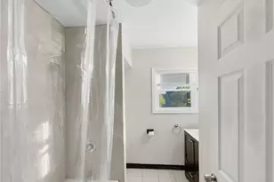 358 Weeden St, Pawtucket, RI 02860 - Photo 10