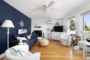 345 Riverside St, Portsmouth, RI 02871 - Photo 4