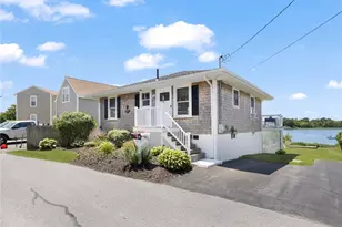 345 Riverside St, Portsmouth, RI 02871 - Photo 2