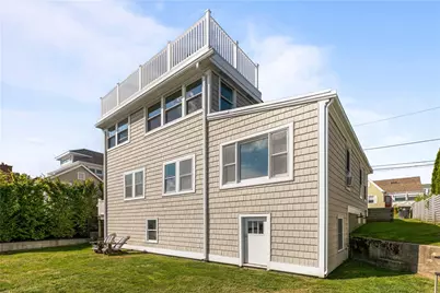 38 Aquidneck Avenue #2, Portsmouth, RI 02871 - Photo 2