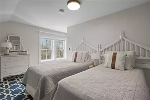 43 Old Beach Rd, Newport, RI 02840 - Photo 34