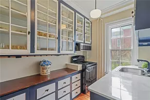43 Old Beach Rd, Newport, RI 02840 - Photo 12