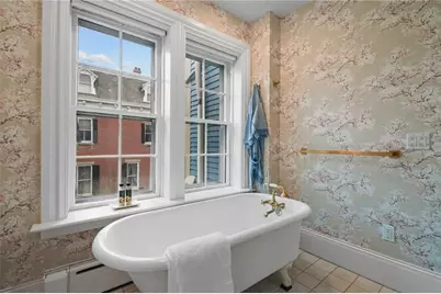 43 Old Beach Road, Newport, RI 02840 - Photo 20