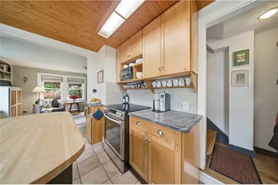 15 Kardway Street, South Kingstown, RI 02879 - Photo 24