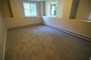 304 Getchell Ave, Woonsocket, RI 02895 - Photo 20