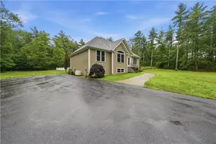 70 Tripps Corner Rd, Exeter, RI 02822 - Photo 2