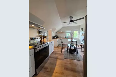 45 Cottage St Street #2, Bristol, RI 02809 - Photo 2