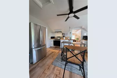 45 Cottage St Street #2, Bristol, RI 02809 - Photo 4