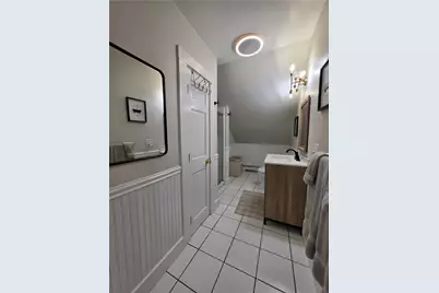 45 Cottage St Street #2, Bristol, RI 02809 - Photo 10
