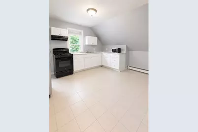 40 Norwich Avenue #3, Providence, RI 02905 - Photo 2