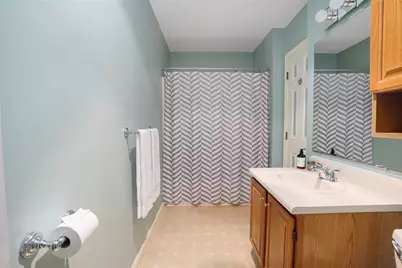200 Heroux Boulevard #303, Cumberland, RI 02864 - Photo 20