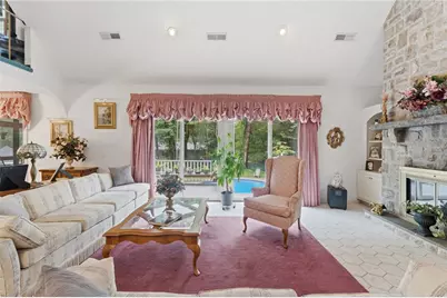 14 Maplecrest Drive, Smithfield, RI 02828 - Photo 12