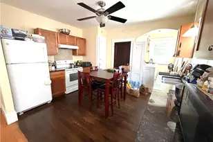 105 Eldridge St, Cranston, RI 02910 - Photo 6