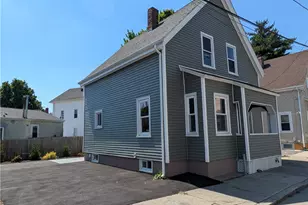 35 Lawrence St, Providence, RI 02909 - Photo 2