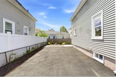 35 Lawrence Street, Providence, RI 02909 - Photo 30