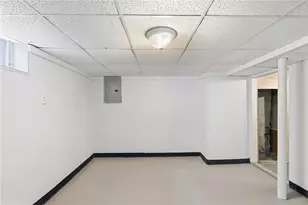 35 Lawrence St, Providence, RI 02909 - Photo 22
